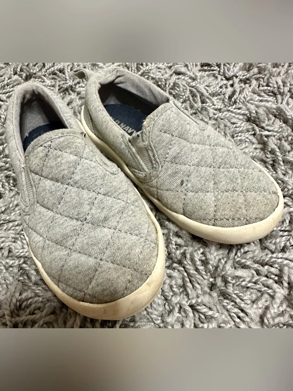 Old Navy Quilted Slip-On Sneakers in Light Gray